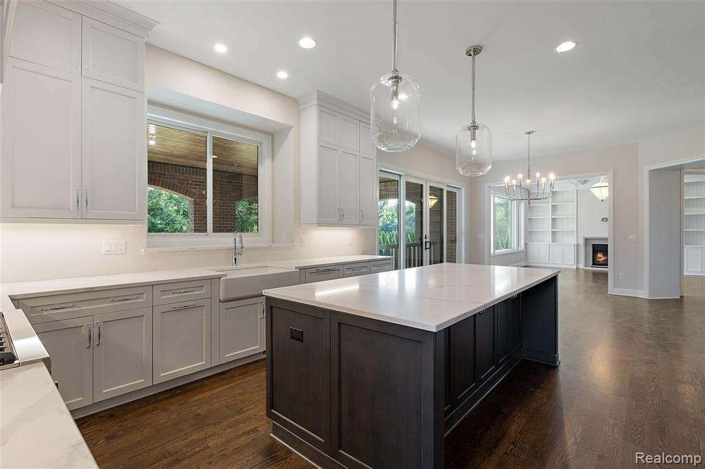 1922 Traceky Rochester Hills, MI 48306 - Photo 26 of 51