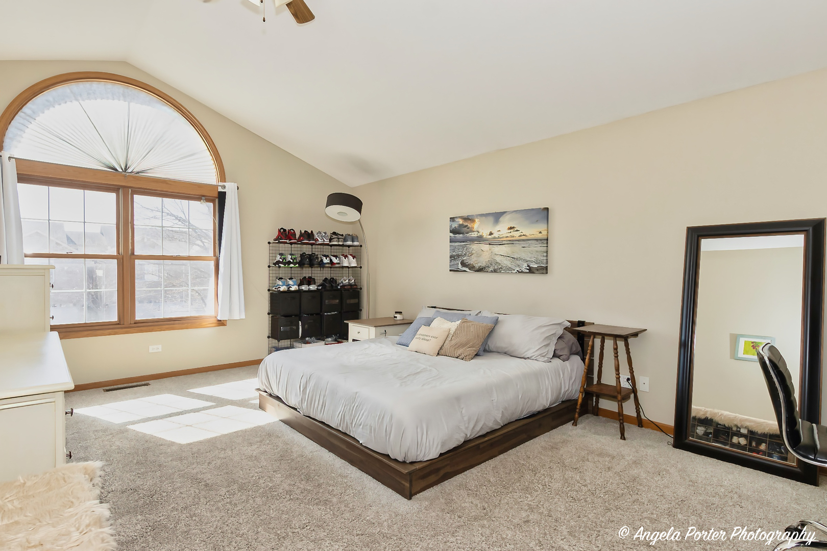 5850 Fieldstone Trail McHenry, IL 60050 - Photo 14 of 28 a bedroom with a large bed and a window