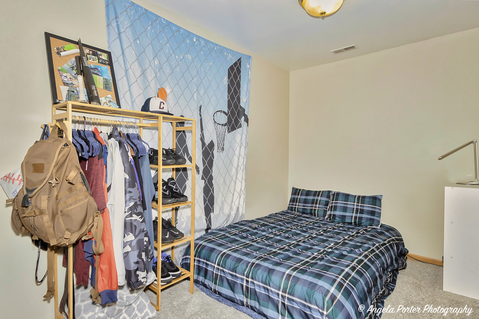 5850 Fieldstone Trail McHenry, IL 60050 - Photo 19 of 28 a bedroom with a bed and a closet