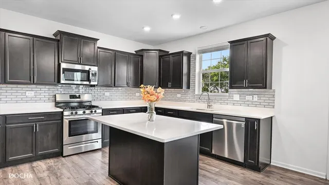 $500,000 | 26827 Ashgate Crossing, Plainfield, IL 60585