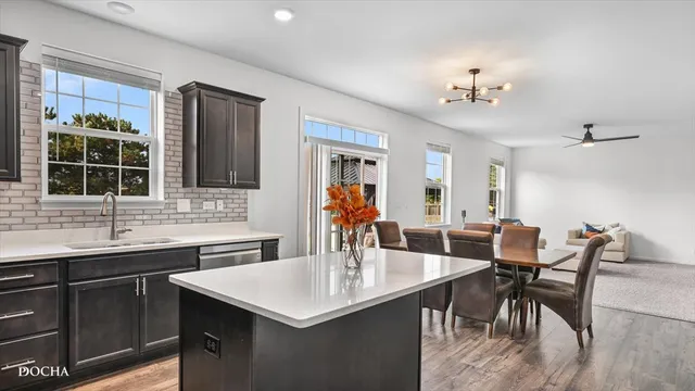 $500,000 | 26827 Ashgate Crossing, Plainfield, IL 60585