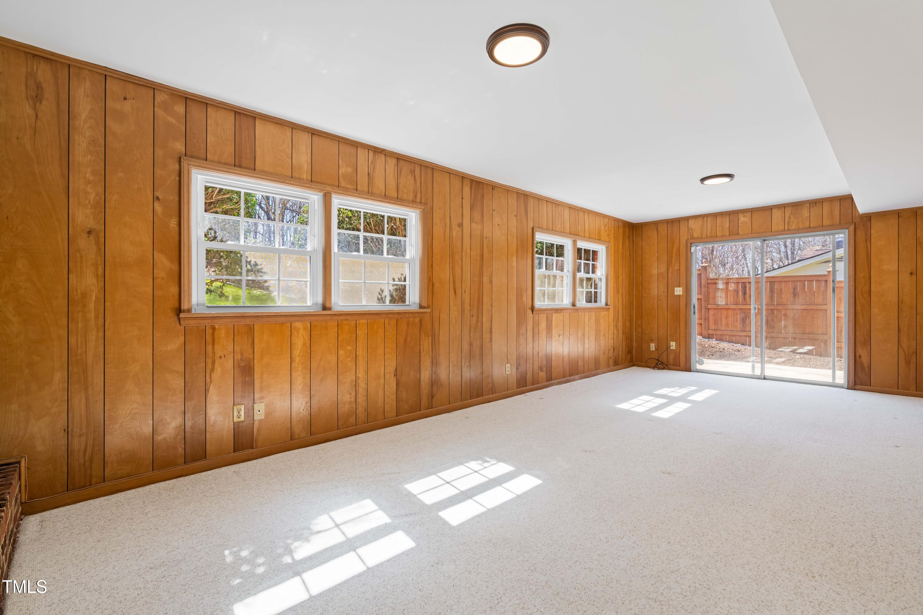 6500 Brandywine Road Raleigh, NC 27607 - Photo 23 of 41 a view of an empty room with a window