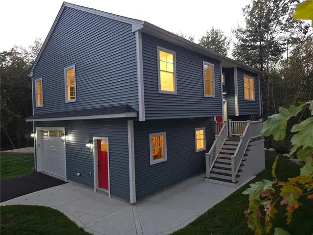 $659,000 | 955 Chopmist Hill Road, Scituate, RI 02857