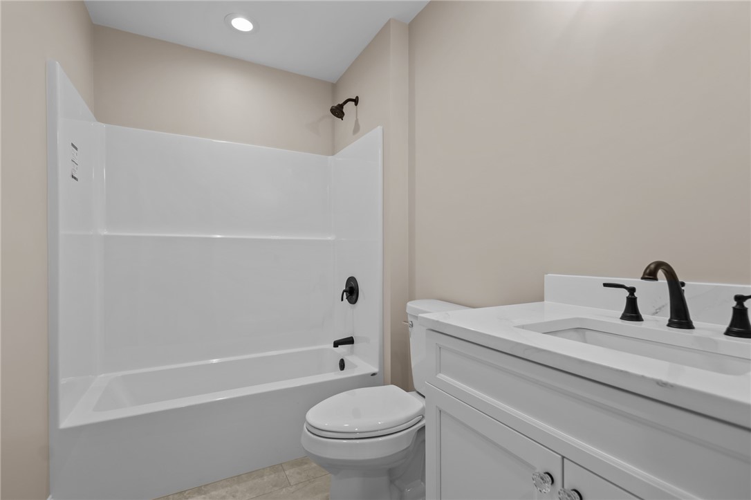 955 Chopmist Hill Road Scituate, RI 02857 - Photo 17 of 46