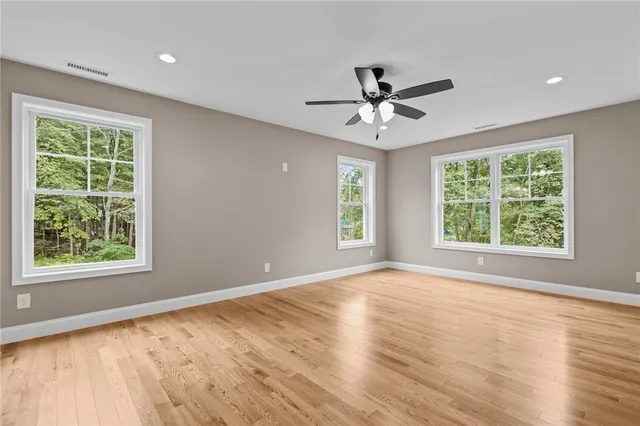 $659,000 | 955 Chopmist Hill Road, Scituate, RI 02857