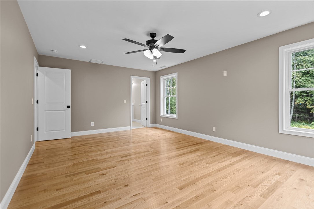 955 Chopmist Hill Road Scituate, RI 02857 - Photo 22 of 46