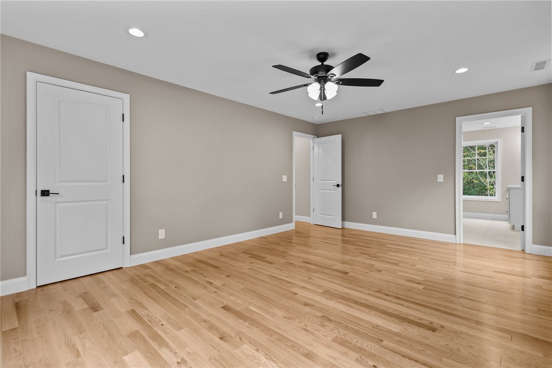 955 Chopmist Hill Road Scituate, RI 02857 - Photo 23 of 46