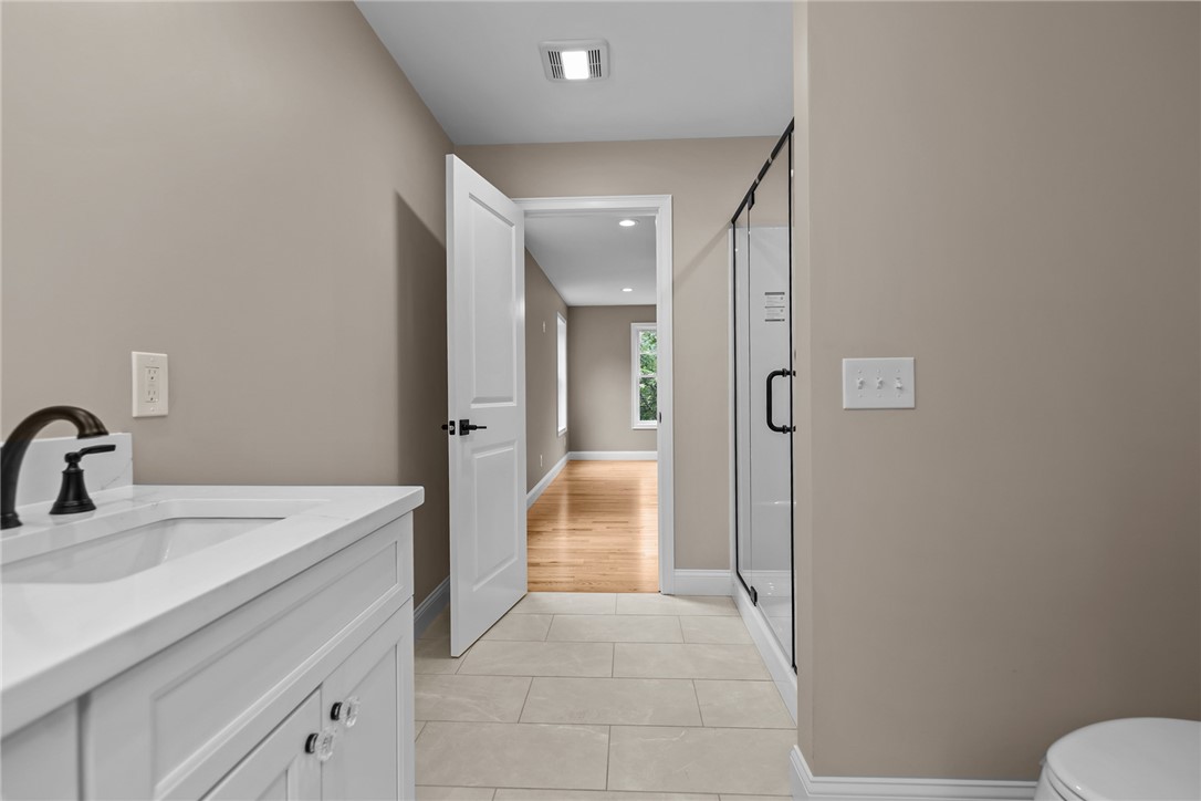 955 Chopmist Hill Road Scituate, RI 02857 - Photo 29 of 46