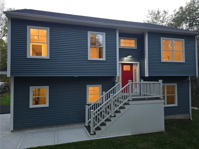 $659,000 | 955 Chopmist Hill Road, Scituate, RI 02857