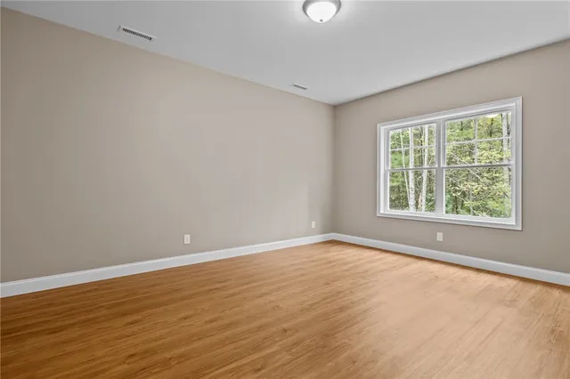 $659,000 | 955 Chopmist Hill Road, Scituate, RI 02857