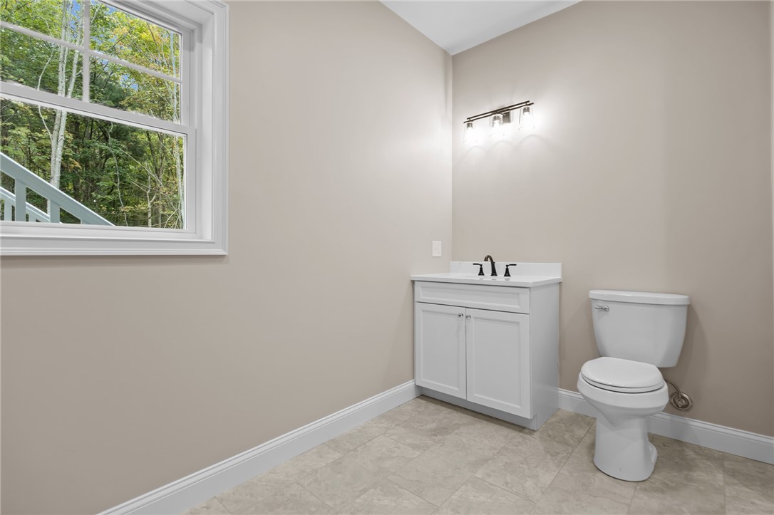 955 Chopmist Hill Road Scituate, RI 02857 - Photo 39 of 46