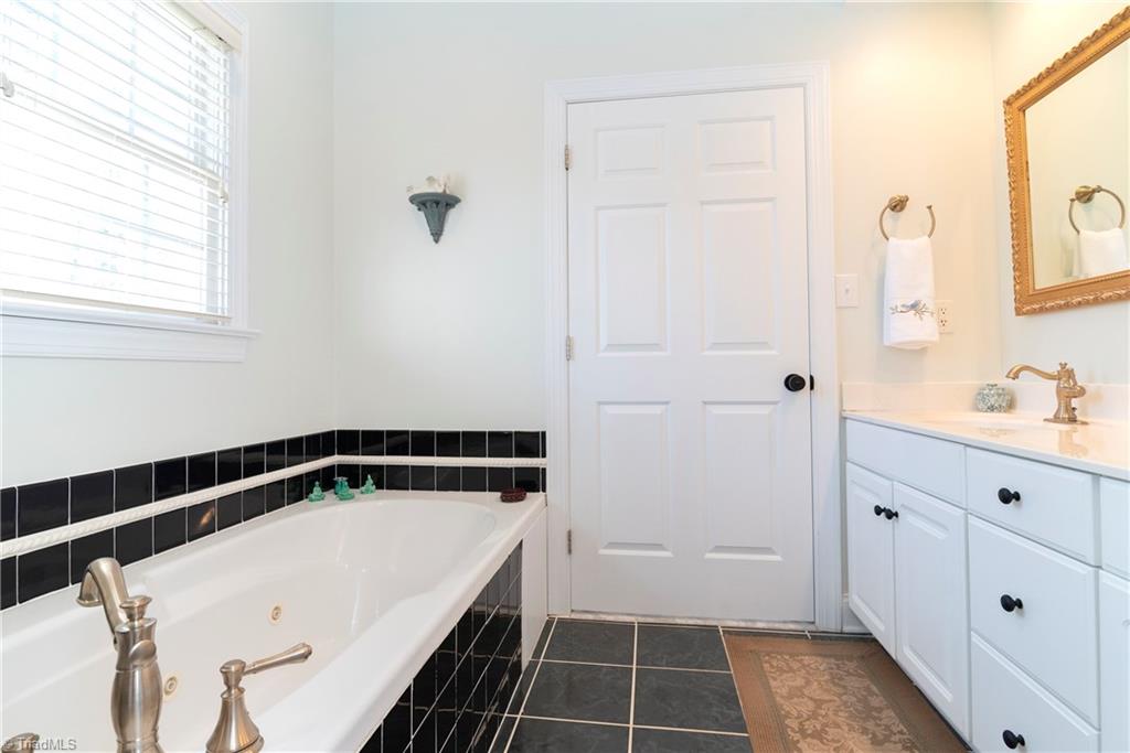307 Griffith Road Advance, NC 27006 - Photo 17 of 29