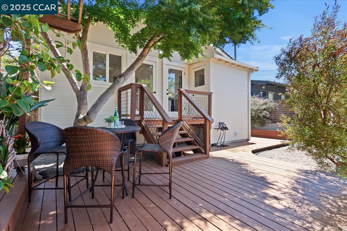 3036 Dohr Street Berkeley, CA 94702 - Photo 5 of 35