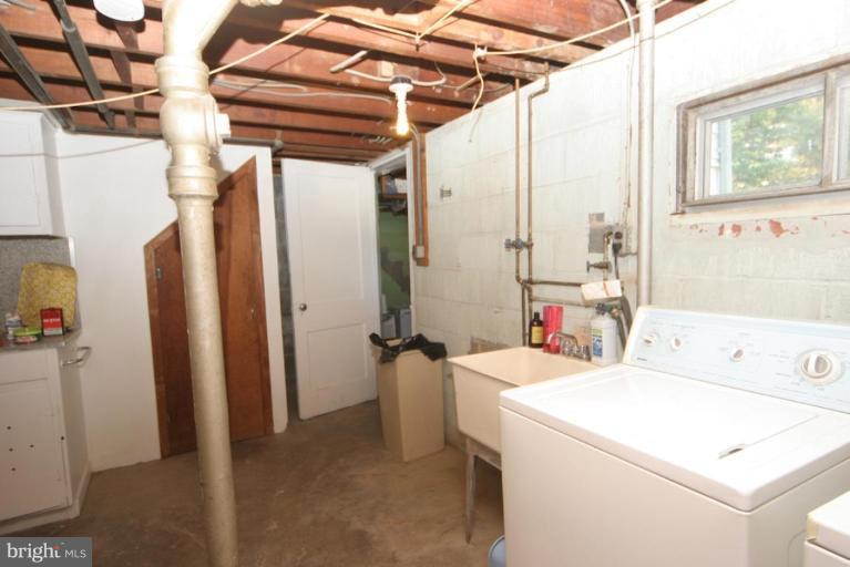 9902 Capitol View Avenue Silver Spring, MD 20910 - Photo 18 of 27 Basement #2