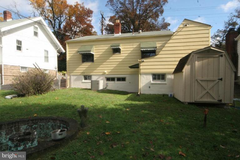 9902 Capitol View Avenue Silver Spring, MD 20910 - Photo 26 of 27 Exterior (Rear)