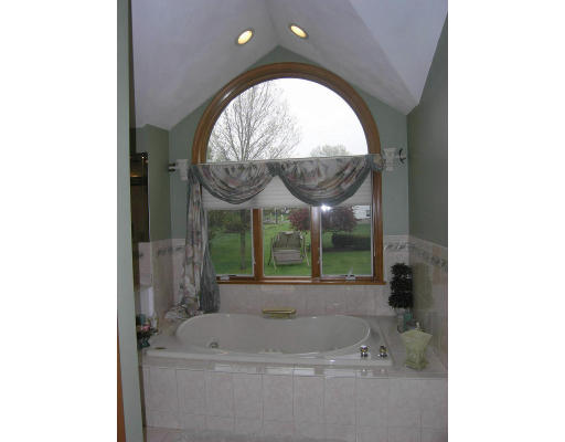 62 Revere Road Woburn, MA 01801 - Photo 7 of 14 Gallery Image 7