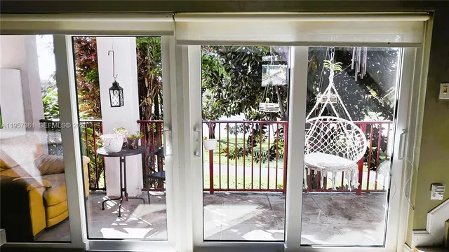 $555,000 | 10240 Southwest 154th Cir Court, Unit 1036, Miami, FL 33196