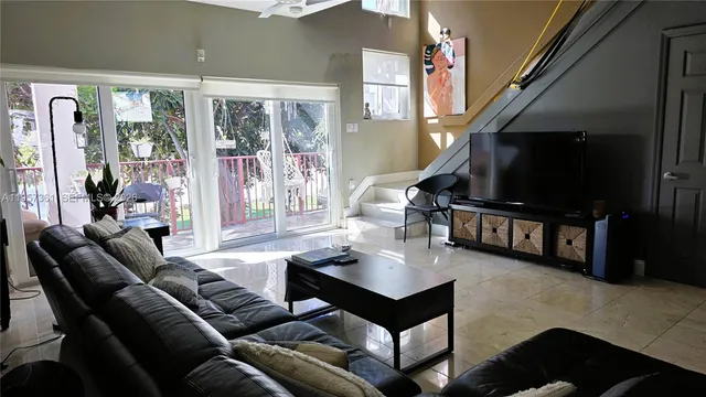 $555,000 | 10240 Southwest 154th Cir Court, Unit 1036, Miami, FL 33196