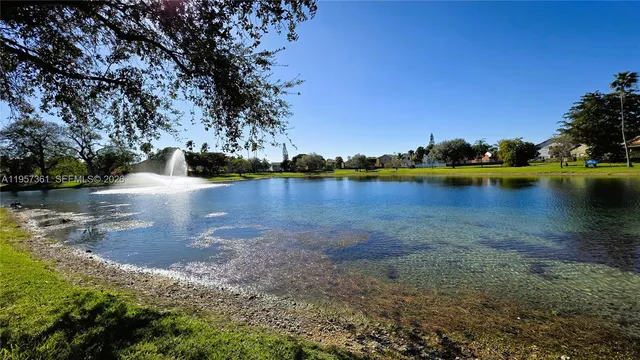 $555,000 | 10240 Southwest 154th Cir Court, Unit 1036, Miami, FL 33196