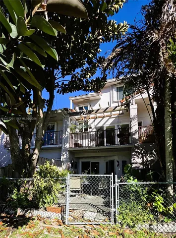 $555,000 | 10240 Southwest 154th Cir Court, Unit 1036, Miami, FL 33196