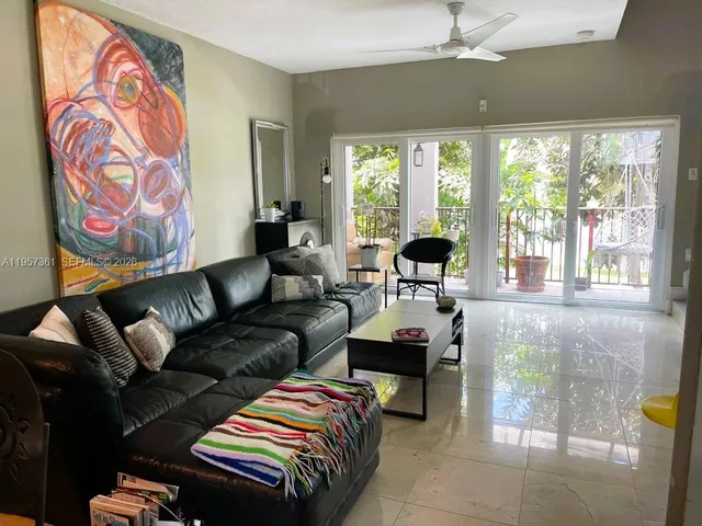 $555,000 | 10240 Southwest 154th Cir Court, Unit 1036, Miami, FL 33196