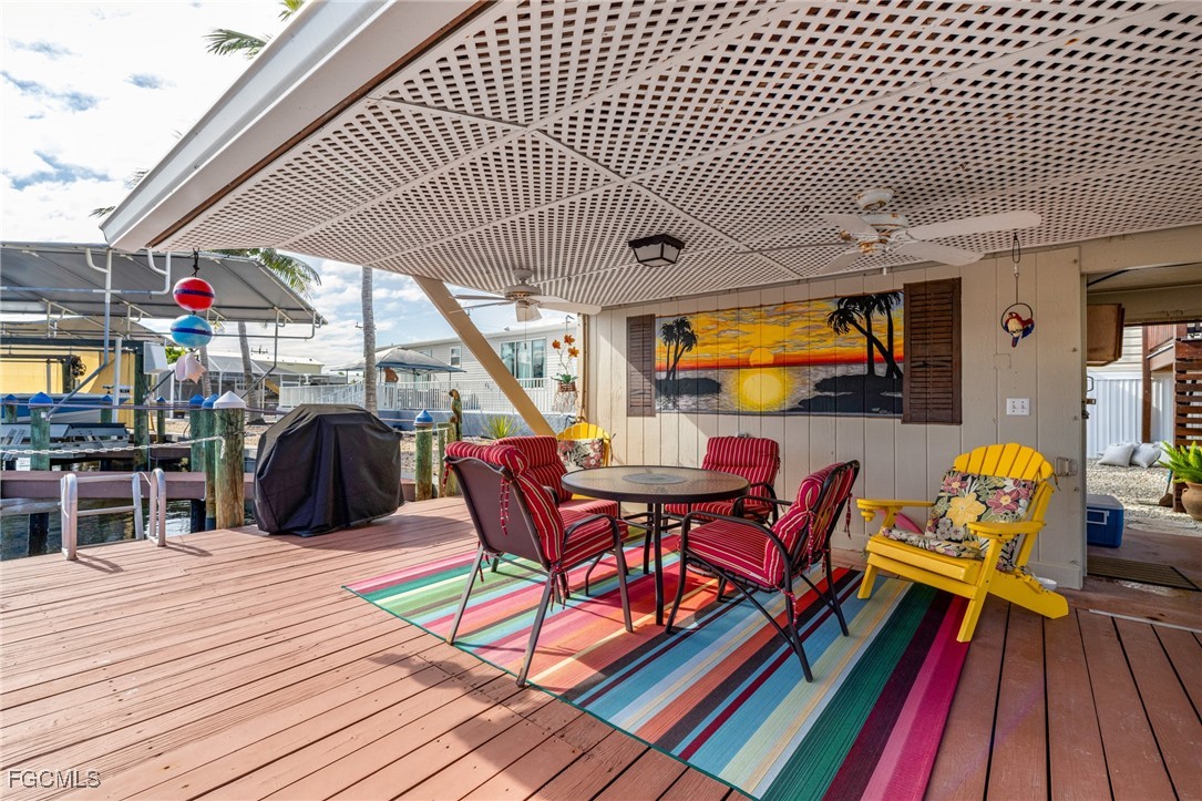 2862 York Road St. James City, FL 33956 - Photo 5 of 36