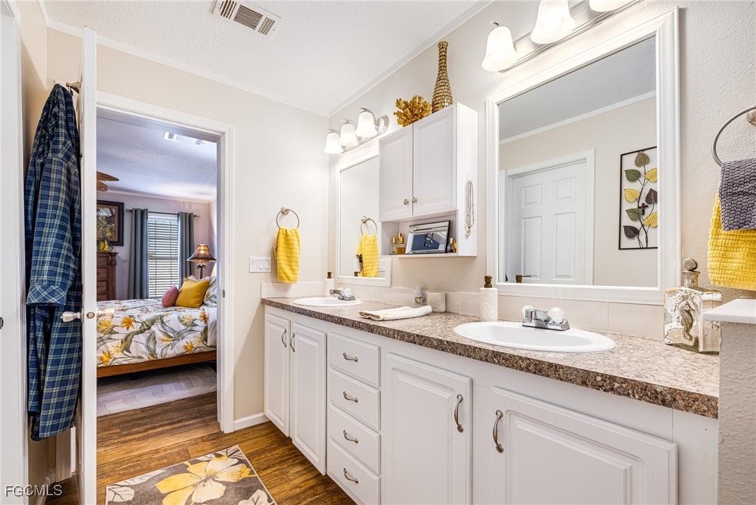 2862 York Road St. James City, FL 33956 - Photo 10 of 36