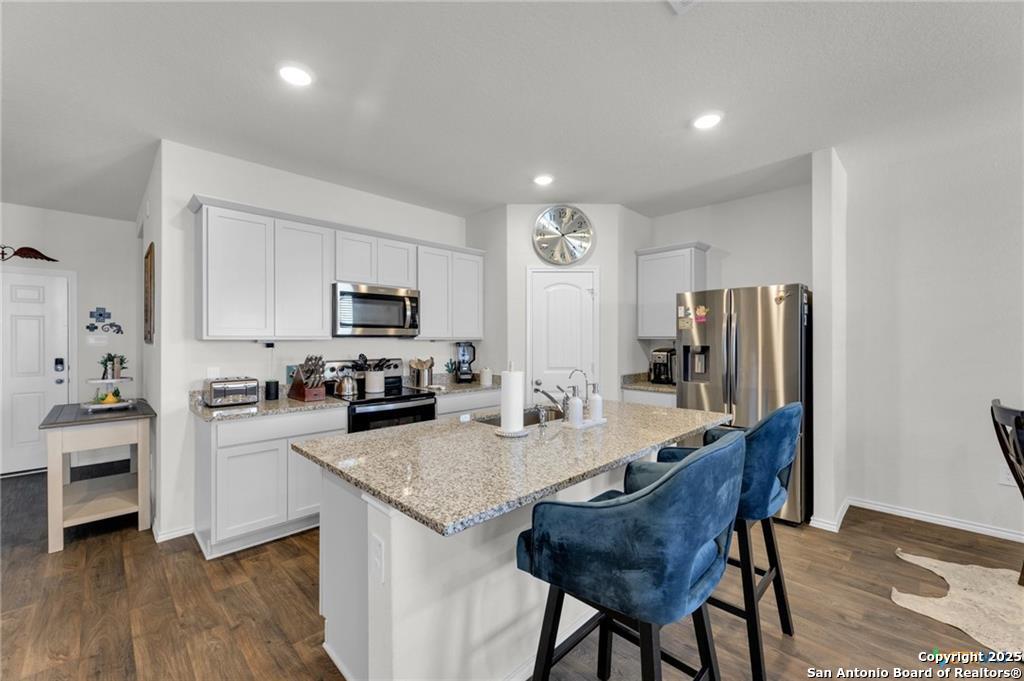 437 Signe Seguin, TX 78155 - Photo 2 of 15