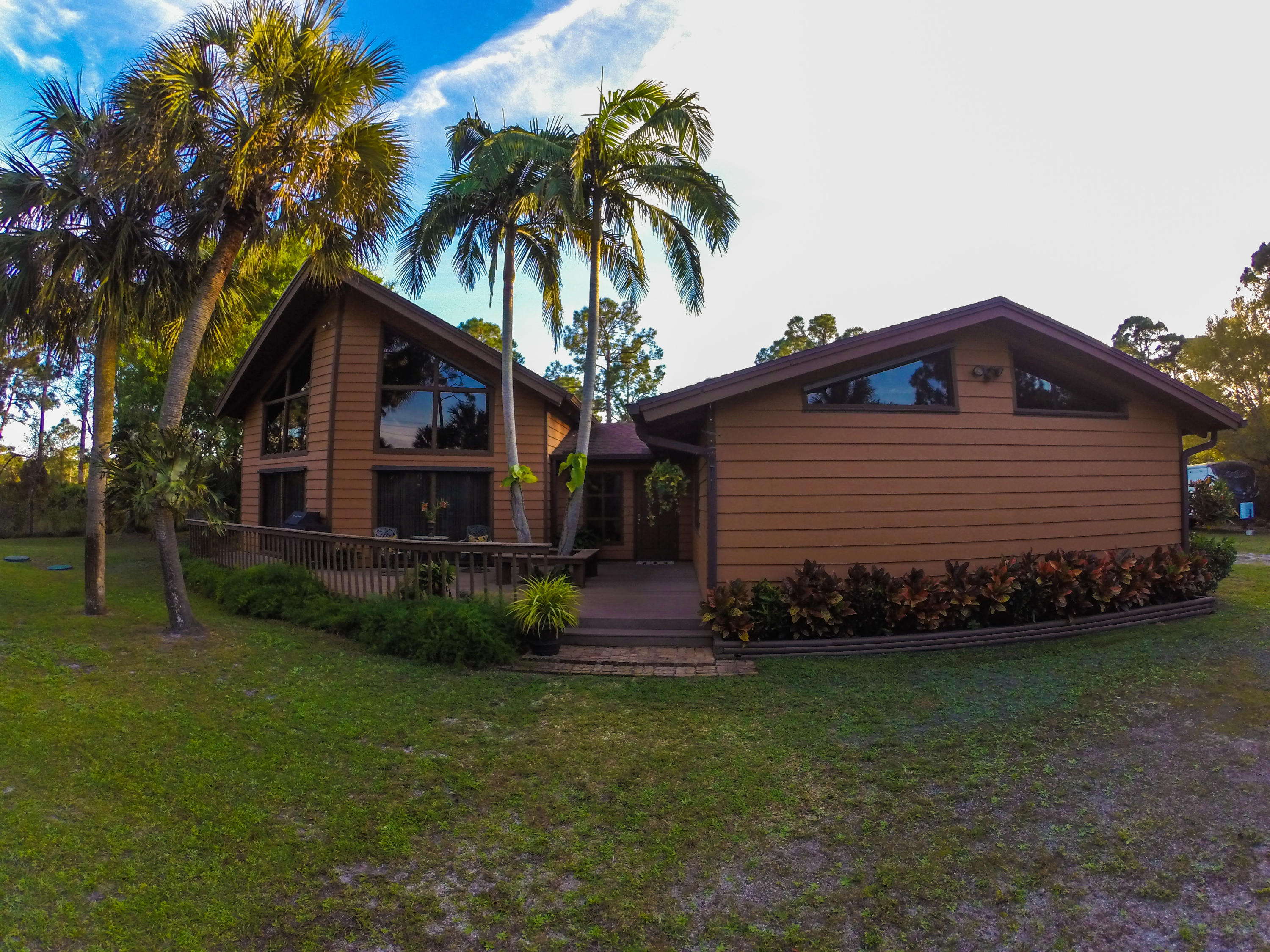 9335 West Angle Road Fort Pierce, FL 34947 - Photo 6 of 7 Front Exposure
