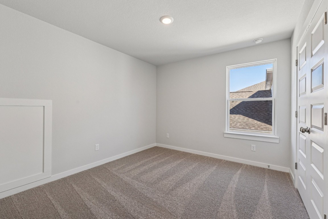 1212 Lavender Way Georgetown, TX 78628 - Photo 8 of 32