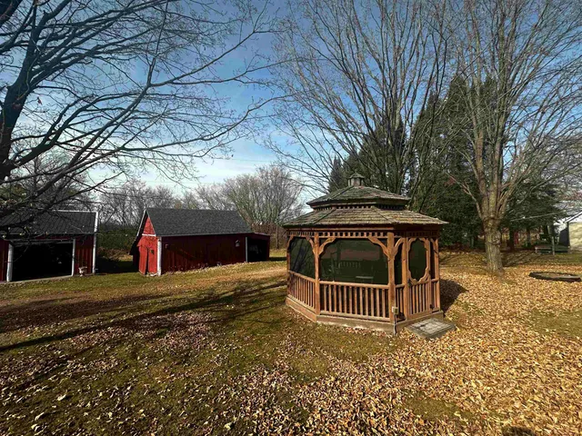 $395,000 | W1712 Deerborn Drive, Neshkoro, WI 54960