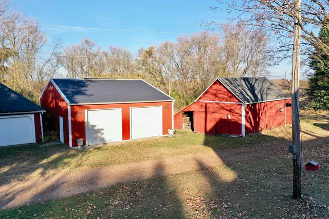 $395,000 | W1712 Deerborn Drive, Neshkoro, WI 54960