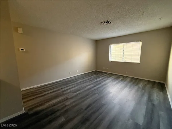 $950 | 5206 Golden Lane, Unit B, Las Vegas, NV 89119