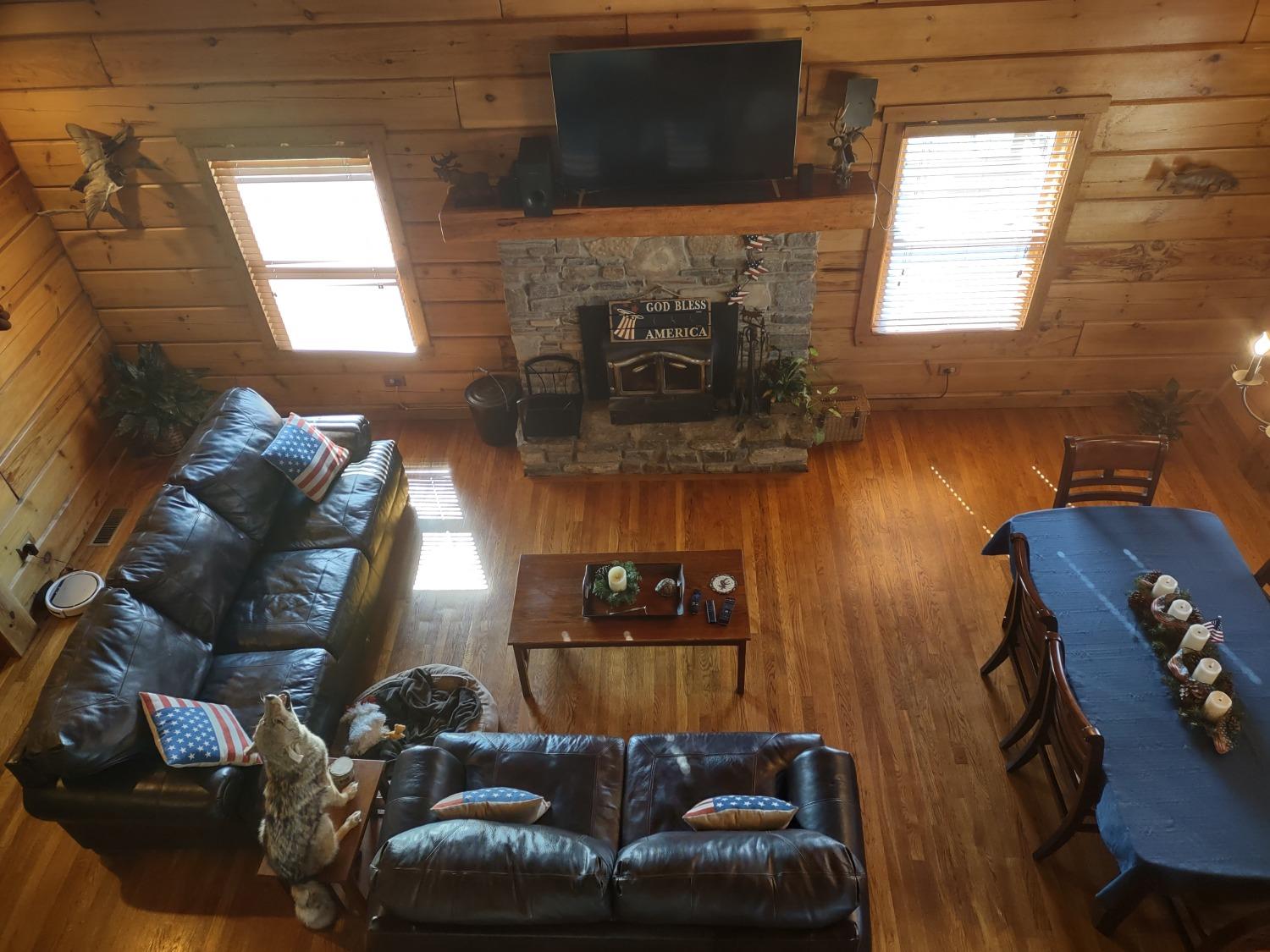 10902 North Hogan Road Aurora, IN 47001 - Photo 2 of 8