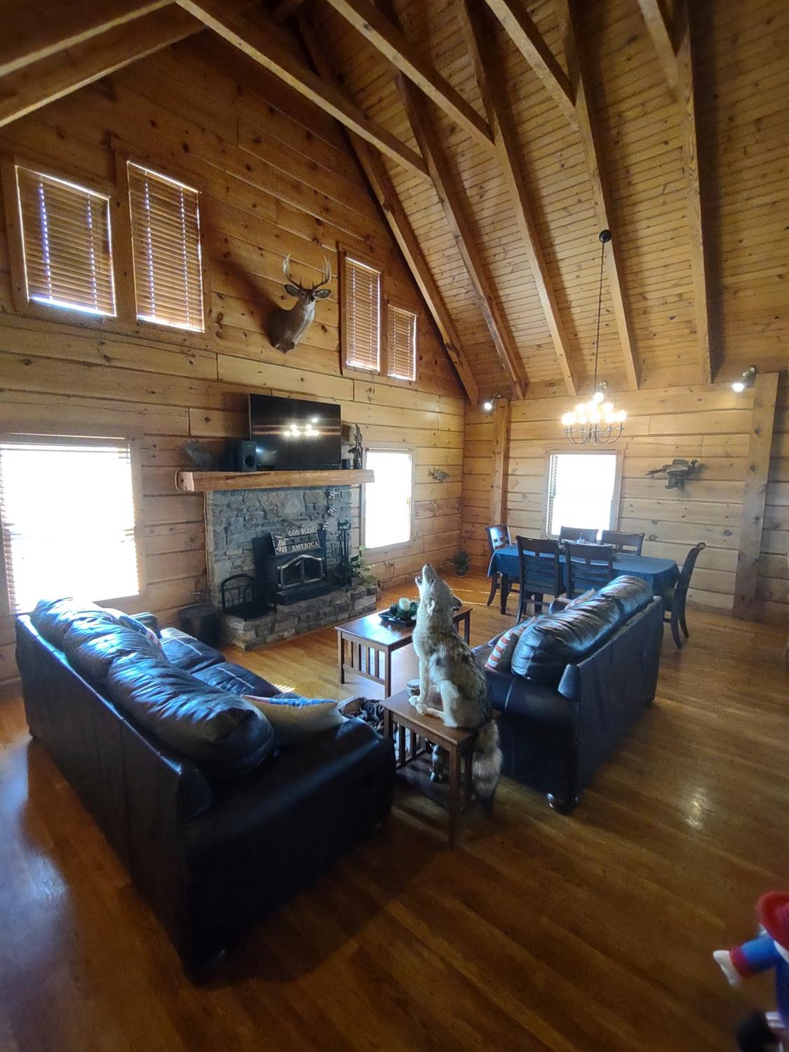 10902 North Hogan Road Aurora, IN 47001 - Photo 4 of 8