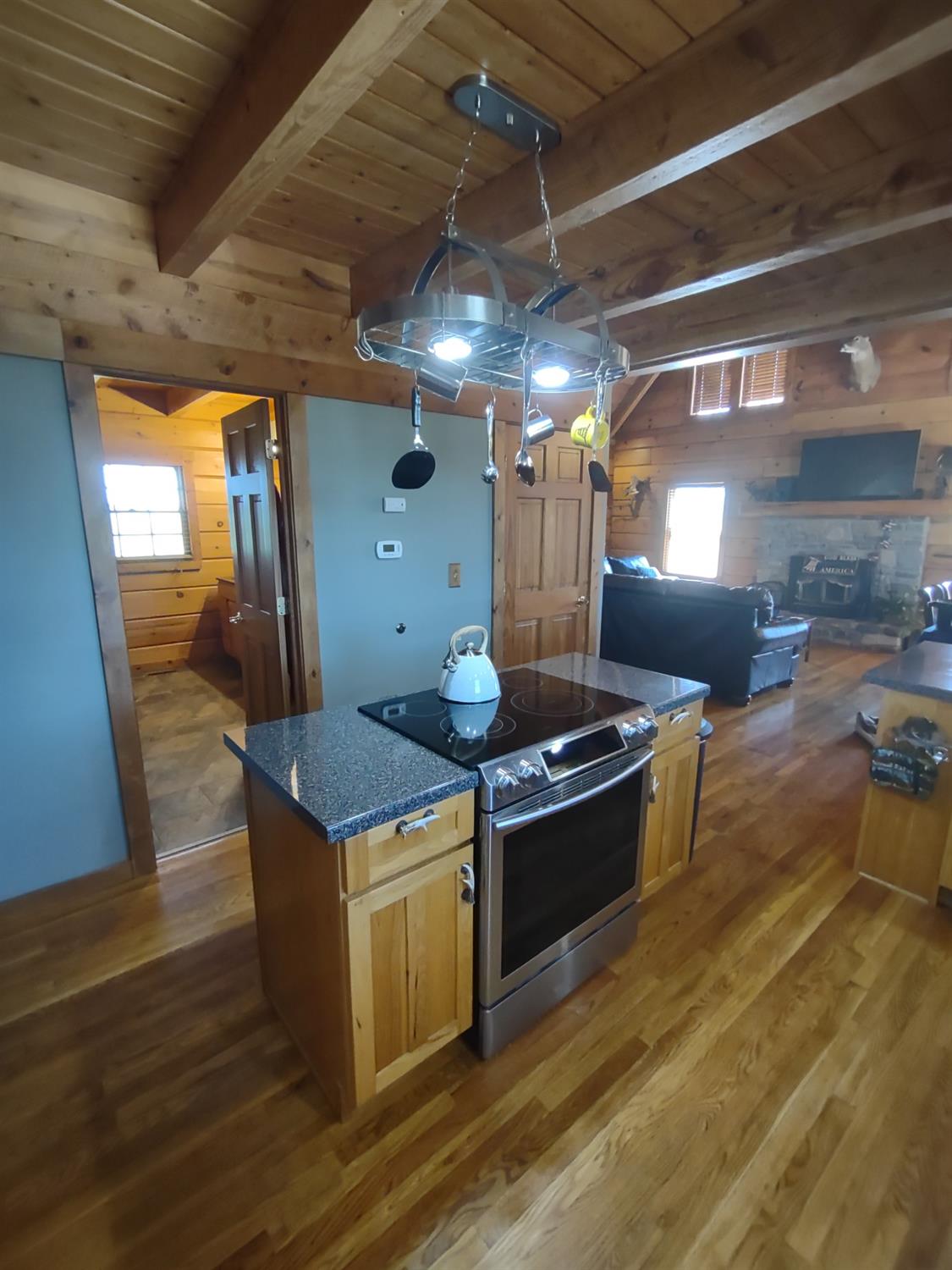 10902 North Hogan Road Aurora, IN 47001 - Photo 7 of 8