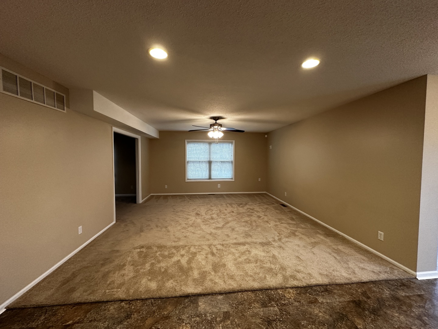 1103 Prestwick Point Champaign, IL 61822 - Photo 11 of 37