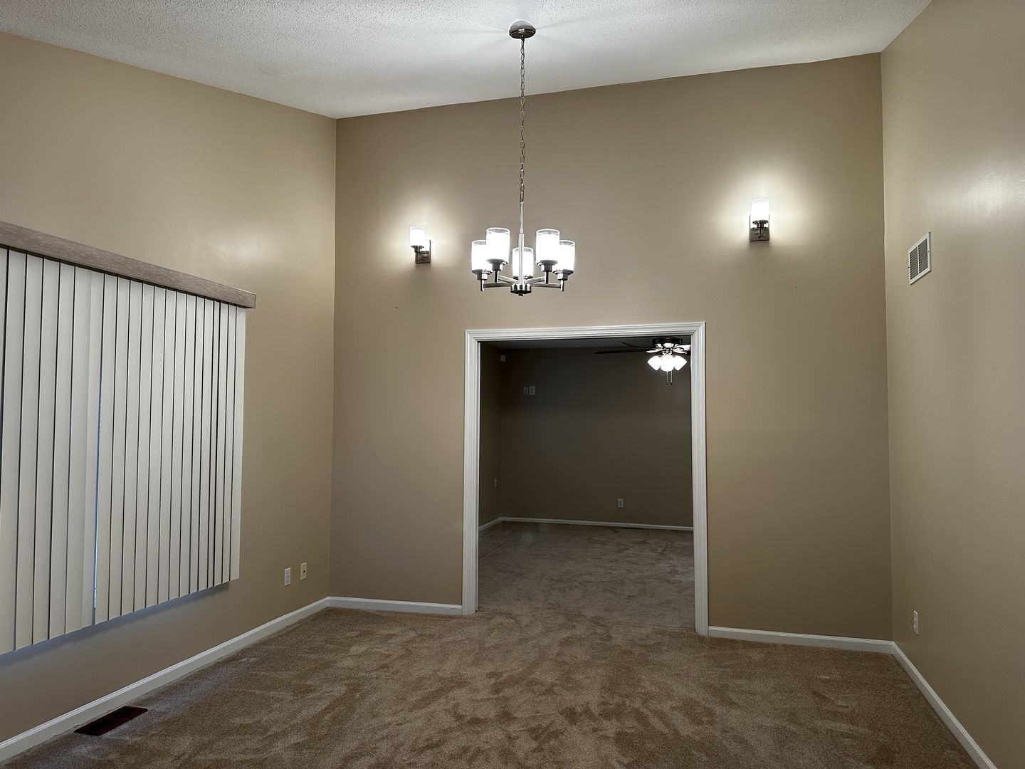 1103 Prestwick Point Champaign, IL 61822 - Photo 14 of 37