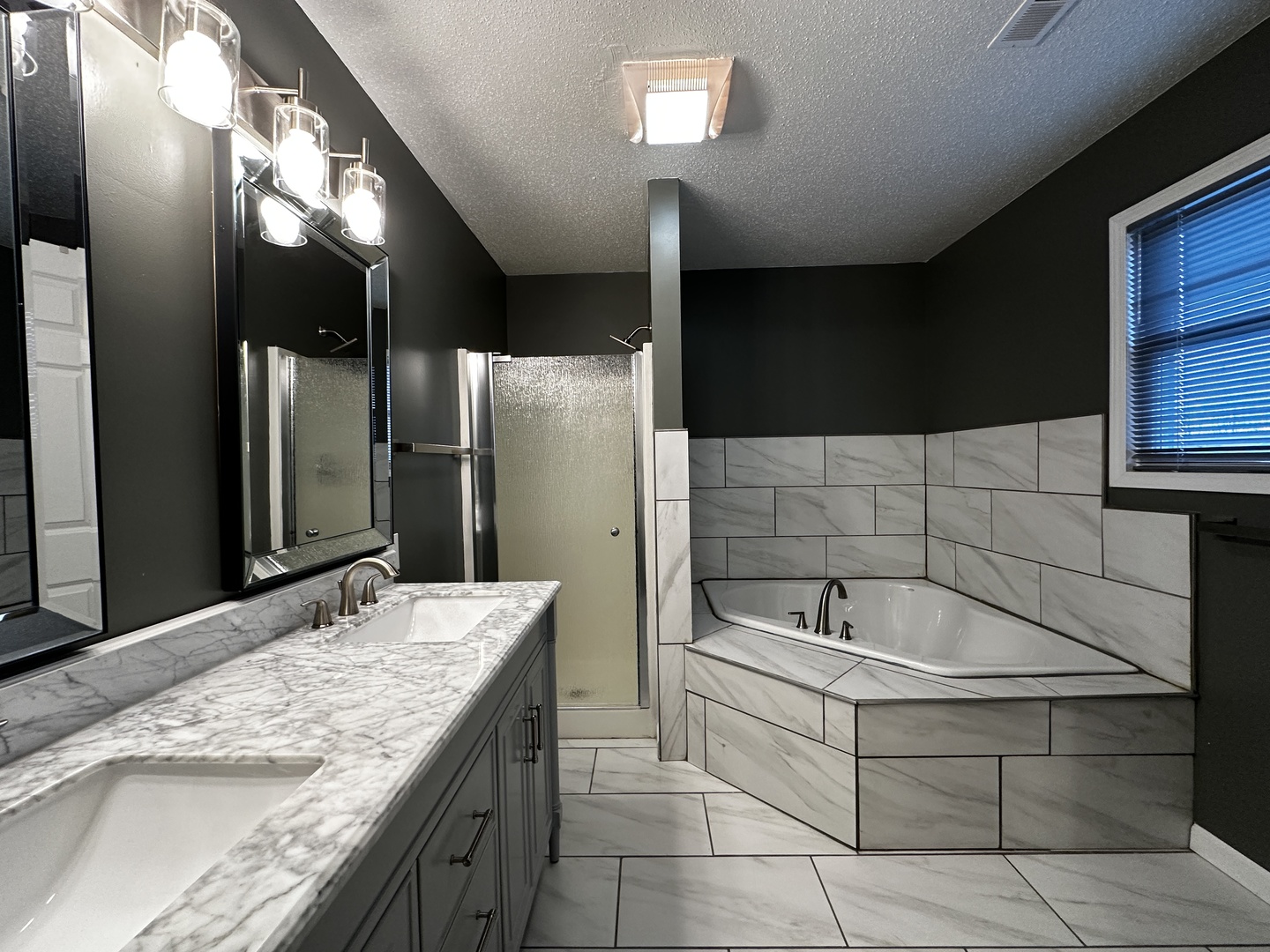 1103 Prestwick Point Champaign, IL 61822 - Photo 17 of 37