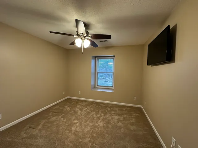 $3,500 | 1103 Prestwick Point, Champaign, IL 61822