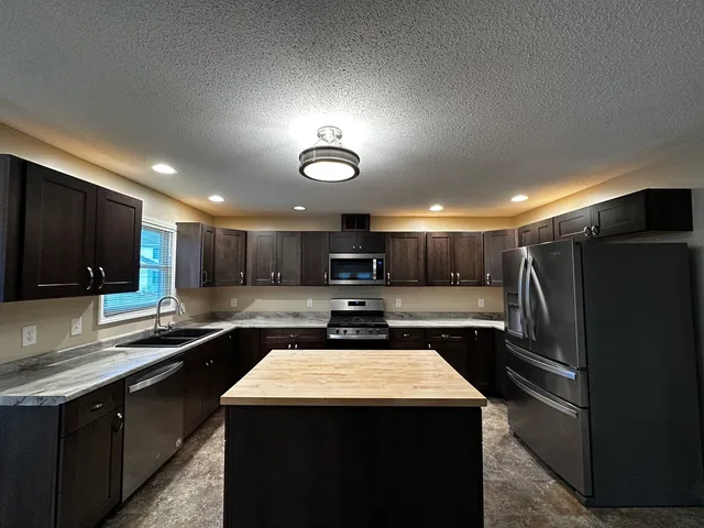 $3,500 | 1103 Prestwick Point, Champaign, IL 61822