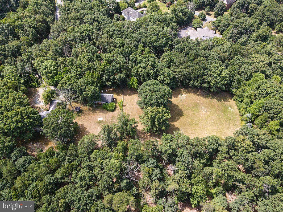 12720 Piney Meetinghouse Road Potomac, MD 20854 - Photo 18 of 32