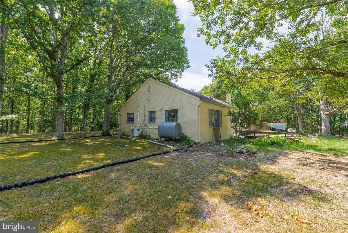 12720 Piney Meetinghouse Road Potomac, MD 20854 - Photo 9 of 32