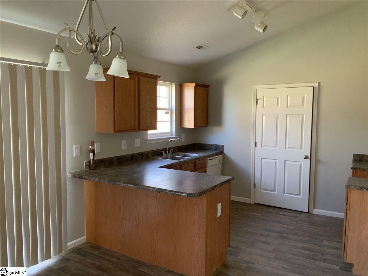 112 Pine Needle Road Piedmont, SC 29673 - Photo 3 of 11 Gallery Image 3