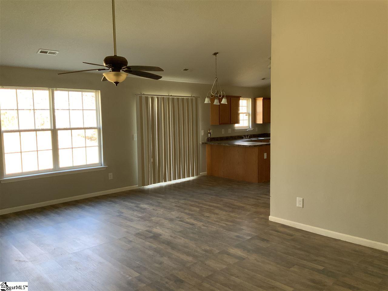 112 Pine Needle Road Piedmont, SC 29673 - Photo 7 of 11 Gallery Image 7
