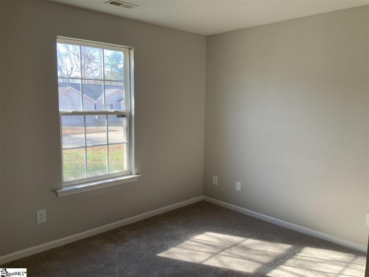 112 Pine Needle Road Piedmont, SC 29673 - Photo 10 of 11 Gallery Image 10