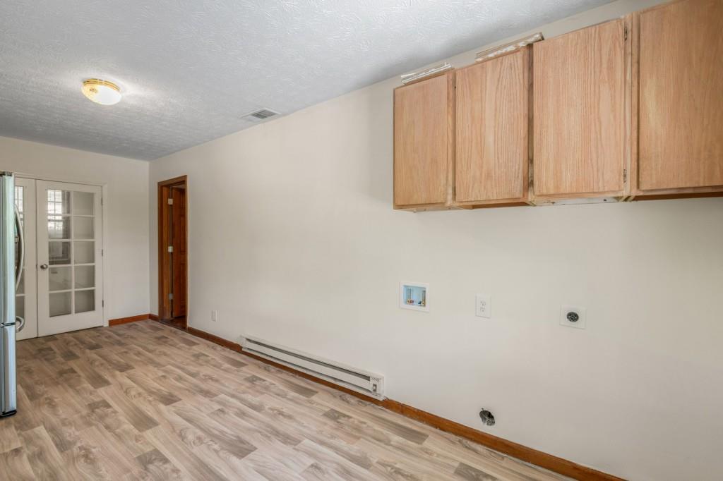 1930 Hollywood Road Northwest Atlanta, GA 30318 - Photo 11 of 19 a view of an empty room