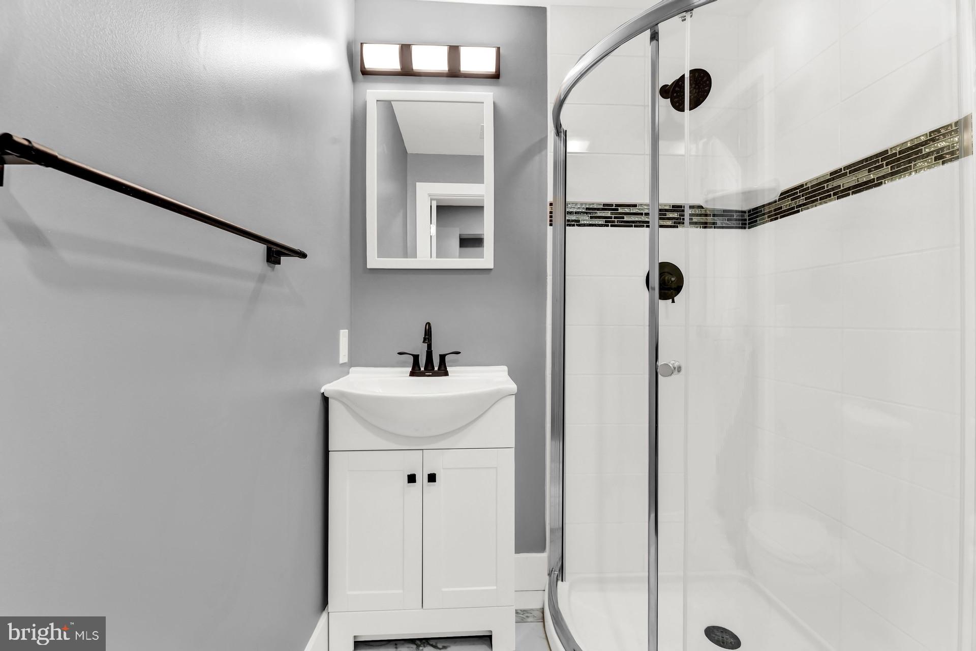 3911 Bonner Road Baltimore, MD 21216 - Photo 8 of 12 Bathroom