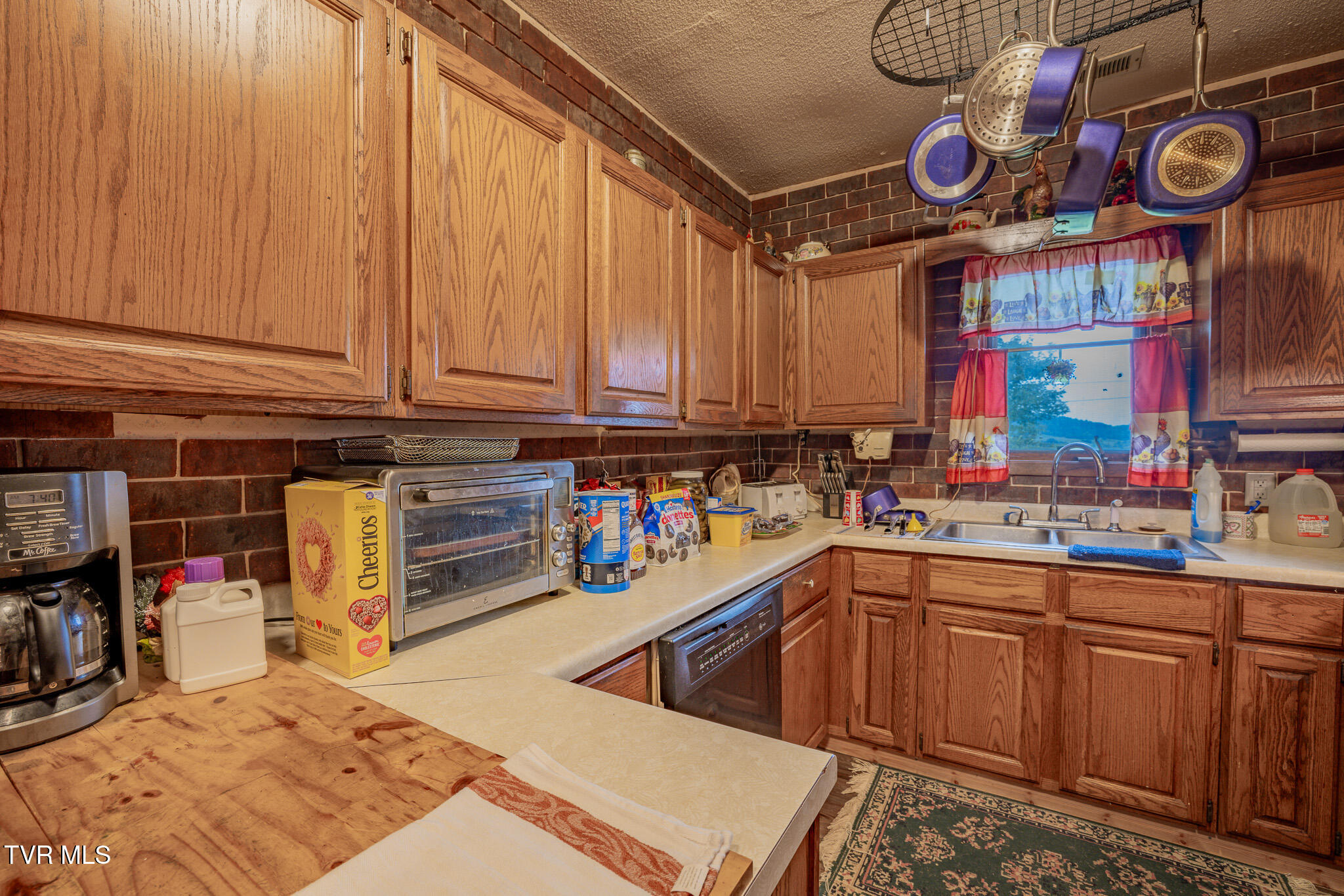 141 Hoyle Fender Road Jonesborough, TN 37659 - Photo 7 of 57 1R9A1306-HDR