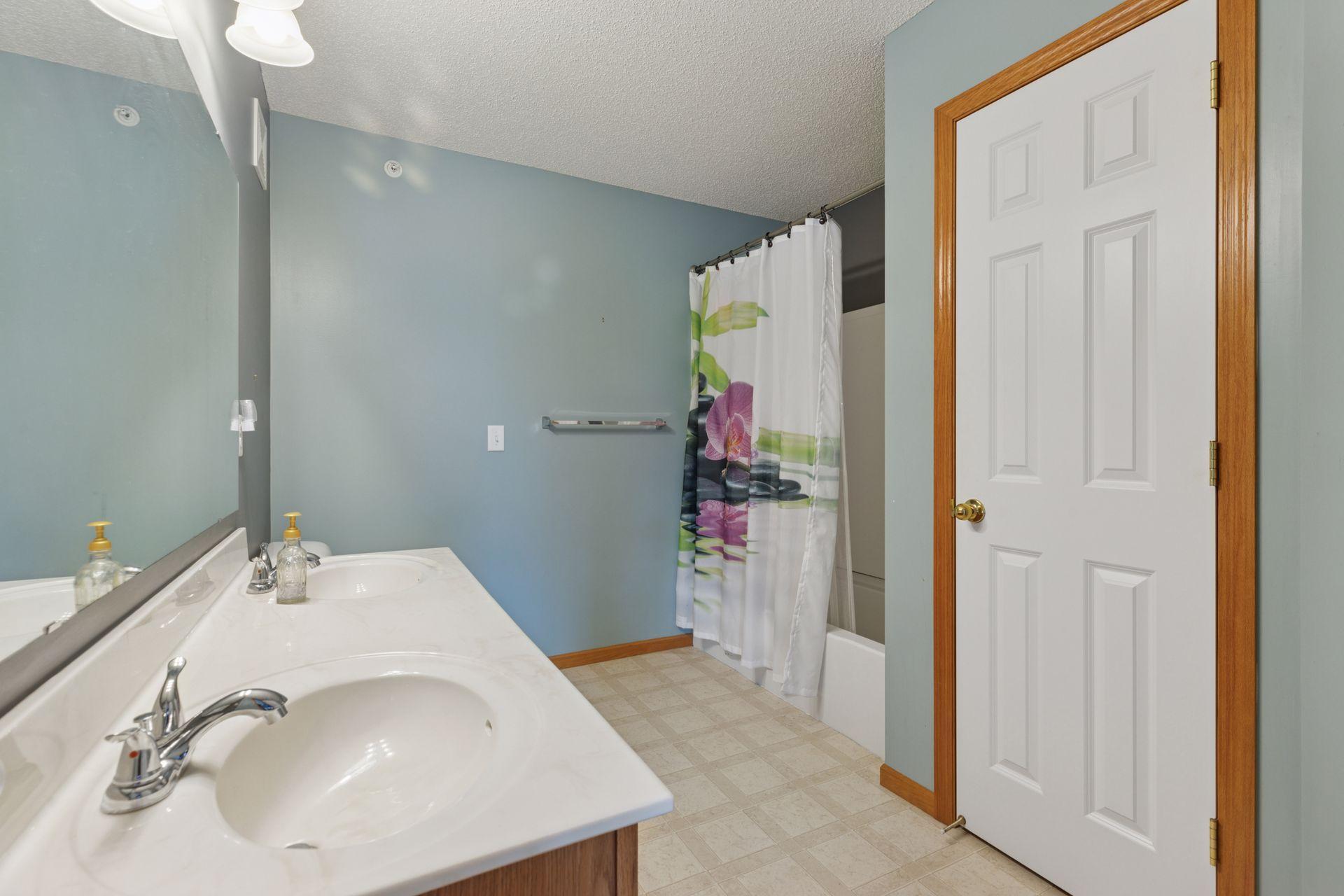 7308 Unity Lane North Brooklyn Park, MN 55443 - Photo 7 of 43